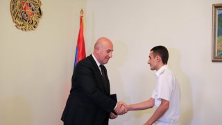 Chairman of Investigative Committee Awarded a Number of Police Officers (photos)
