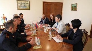 Քննչական կոմիտեի նախագահը հանդիպել է ԱՄՆ քննությունների դաշնային բյուրոյի իրավական կցորդի հետ  (լուսանկարներ)