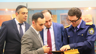 Delegation Headed by Chairman of RA Investigative Committee Acquainted with Modern Technical-Criminalistics Equipment Applied by Counterpart in Russian Federation (photos)