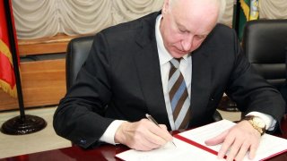 В ходе рабочей встречи председателей следственных комитетов Армении и России были подписаны два документа (видео, фото)  