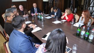 Սեմինար-քննարկում` «Ընտանեկան և սեռական բռնության հարցերի վերաբերյալ իրազեկում, քննիչների և լրագրողների միջև համագործակցության զարգացում» թեմայով (լուսանկարներ)