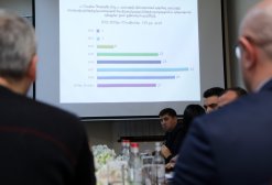 Working Discussion on Organizing Investigation of Cases on Thefts Committed from Companies Operating in Major Malls in Yerevan in more Efficient Way and their Prevention (photos)