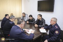 By Instruction of RA IC Chairman Hayk Grigoryan IC Deputy Chairman, Head of General Military Investigative Department Received Dead Serviceman’s Relatives (photos)