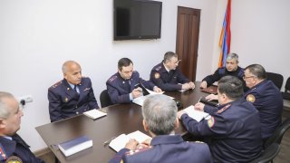 ՀՀ ՔԿ նախագահ Հայկ Գրիգորյանի հանձնարարությամբ՝ ՔԿ զինվորական քննչական գլխավոր վարչությունում տեղի է ունեցել խորհրդակցություն՝ վերջին շրջանում բանակում արձանագրված մահվան ելքով դեպքերի առթիվ քննվող քրեական գործերով (լուսանկարներ)