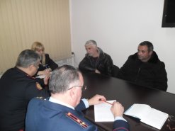 By Instruction of RA IC Chairman Hayk Grigoryan Head of IC General Military Investigative Department Received Relatives of Dead Serviceman Tigran Mkhoyan (photos)