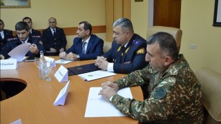 ՀՀ ՔԿ նախագահի տեղակալ, զինվորական քննչական գլխավոր վարչության պետն աշխատանքային հանդիպում է ունեցել ՊԲ հրամանատարական կազմի հետ (լուսանկարներ)