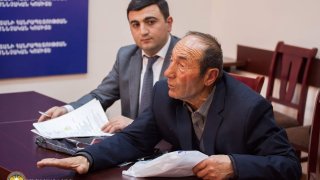 ՀՀ ՔԿ նախագահ Հայկ Գրիգորյանն ընդունել է քաղաքացու (լուսանկարներ)