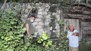 Председатель СК РА Гайк Григорян посетил Тавушскую область для организации следствия по уголовным делам, возбужденным по фактам нарушения ВС Азербайджана режима прекращения огня, и для руководства осмотрами мест происшествия (фото)