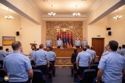 Employees of Investigative Committee Preparing for Conscription; Consultation in Investigative Committee (photos)