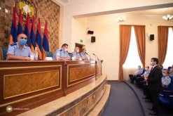 Employees of Investigative Committee Preparing for Conscription; Consultation in Investigative Committee (photos)