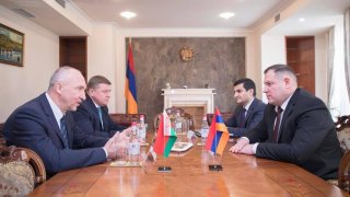 Председатель Следственного комитета РА принял посла Беларуси в РА