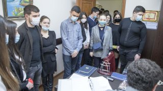 «Իրավաբանական դպրոցի» աշակերտների ճանաչողական այցը՝ Հայաստանի Հանրապետության քննչական կոմիտե (լուսանկարներ)