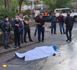 Shots in Yerevan; there is one Victim, one Injured (video, photos)