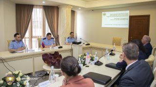 ՀՀ քննչական կոմիտեի նախագահի հանդիպումը՝ ԱՄՆ դեսպանատան աշխատակիցների հետ (լուսանկարներ)