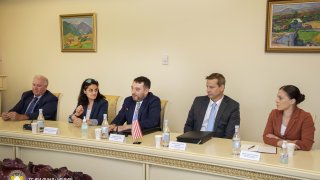 Встреча председателя Следственного комитета РА с сотрудниками посольства США (фотографии)