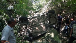 «Օպերլ»-ը գլորվել է ձորը. վարորդը տեղում մահացել է (լուսանկարներ)