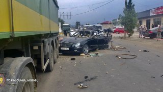 Պայթյունի հետևանքով մահացել է 35-ամյա վարորդը (լուսանկարներ, տեսանյութ)