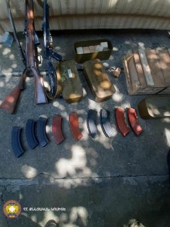 Chairman of Ararat Regional Subdivision of "Yerkrapah Volunteer Union" NGO Arrested on Suspicion of Illegal Procurement, Transportation, Carrying or Keeping of Weapons, Ammunition, Explosives (photos)