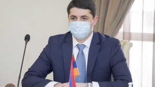 Քննչական կոմիտեի նախագահ Արգիշտի Քյարամյանն ընդունել է ԱՄՆ դեսպան Լին Թրեյսիին (լուսանկարներ)