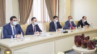 Քննչական կոմիտեի նախագահ Արգիշտի Քյարամյանն ընդունել է ԱՄՆ դեսպան Լին Թրեյսիին (լուսանկարներ)