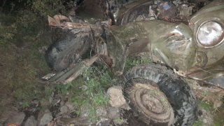 «ՈւԱԶ»-ը, կորցնելով կառավարումը, հայտնվել է ձորում. կա մեկ զոհ (լուսանկարներ)