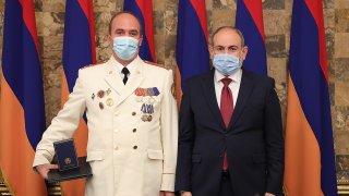 «Придаю значение эффективному расследованию уголовных дел, связанных с обстоятельствами 44-дневной войны». Премьер-министр посетил Следственный комитет (фото)