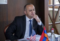 Կիբեռհանցագործություններին վերաբերող քննարկում Ծաղկաձորում (լուսանկարներ)