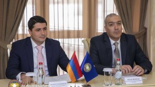 Քննչական կոմիտեի նախագահն ընդունել է «Եվրոջասթ» գործակալության նախագահին (լուսանկարներ)