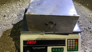 Раскрыт случай незаконного оборота наркотиков, контрабанды наркотиков (фото)