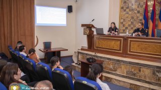 Վերապատրաստման դասընթաց-սեմինարներ քննիչների համար (լուսանկարներ)