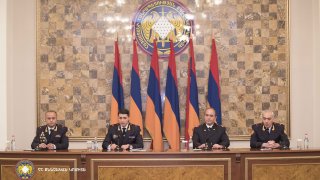 Քննչական կոմիտեի ծառայողի օրվա կապակցությամբ կոմիտեի մի շարք աշխատակիցներ արժանացել են տարբեր պարգևների և խրախուսանքների (լուսանկարներ)