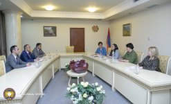 Issues on Enhancement of Efficiency of Fight against Violence in Family and against Women Considered at the RA Investigative Committee (photos)