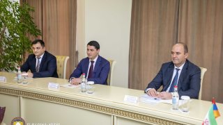 Արգիշտի Քյարամյանն ընդունել է Հայաստանում Իրանի արտակարգ և լիազոր դեսպան Աբբաս Բադախշան Զոհուրիին (լուսանկարներ)