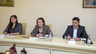 ԱՄՆ արդարադատության դեպարտամենտի Հետաքննությունների Դաշնային Բյուրոյի՝ Հայաստանում և Վրաստանում իրավական կցորդն այցելել է ՀՀ քննչական կոմիտե(լուսանկարներ)