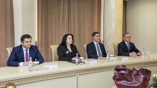 ՀՀ քննչական կոմիտեի նախագահ Արգիշտի Քյարամյանն ընդունել է ՀՀ-ում ԱՄՆ նորանշանակ դեսպան Քրիստինա Քվինին (լուսանկարներ)