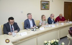 Mechanisms of Introducing Digital Database of Crime Data in the RA Investigative Committee Discussed with OSCE Experts (photos)