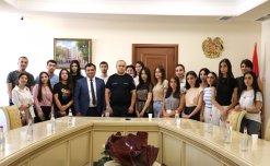 The students of Anti-Corruption School of Young Leaders Hosted in the RA Investigative Committee (photos)