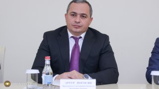 Քննչական կոմիտեի նախագահ Արթուր Պողոսյանն ընդունել է Հայաստանում Ղազախստանի դեսպանին