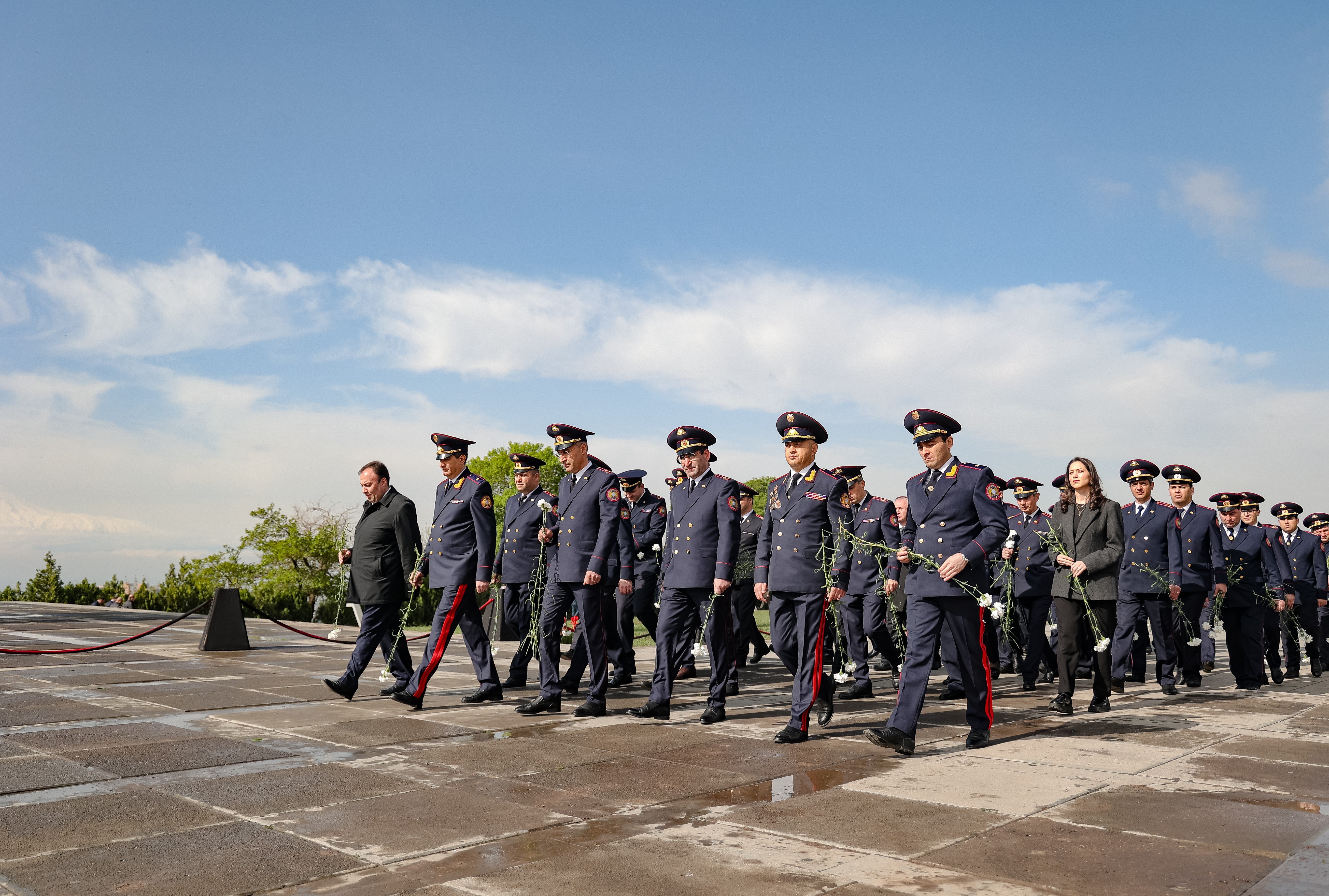 Staff of the Investigative Committee Paid Tribute to the Memory of Victims of Armenian Genocide