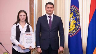 Конференция-семинар по случаю 10-летия Следственного комитета РА: в нем приняли участие все ведущие научно-образовательные центры республики (фото)