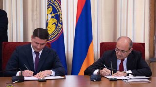 ՀՀ քննչական կոմիտեն, իր 10-ամյա հոբելյանական միջոցառումների շրջանակում, համագործակցության հուշագրեր է ստորագրել հանրապետության 9 առաջատար գիտաուսումնական հաստատությունների հետ (լուսանկարներ)