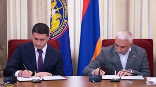 Следственный комитет РА в рамках своих 10-летних юбилейных мероприятий подписал меморандумы о сотрудничестве с 9 ведущими научно-образовательными учреждениями республики (фото)
